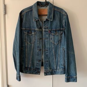 levis denim jacket
